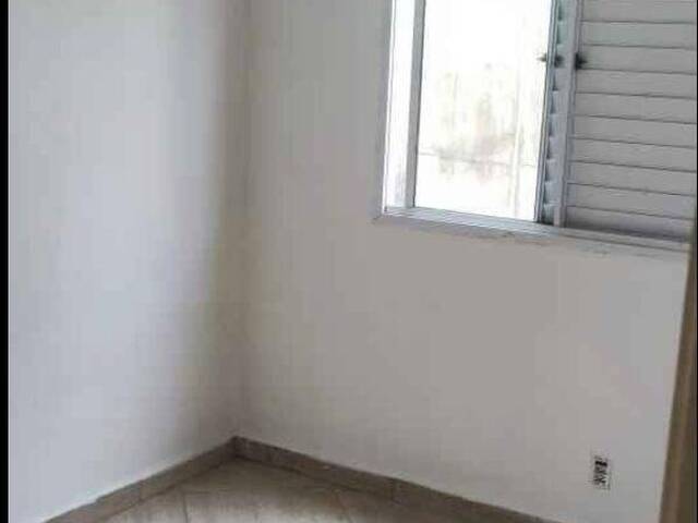 Apartamento para Venda em São Vicente - 4