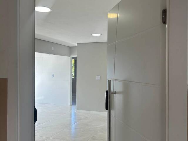 Apartamento para Venda em São Vicente - 4